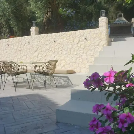 Secluded Serenity - A Tranquil In Corfu Holiday home *