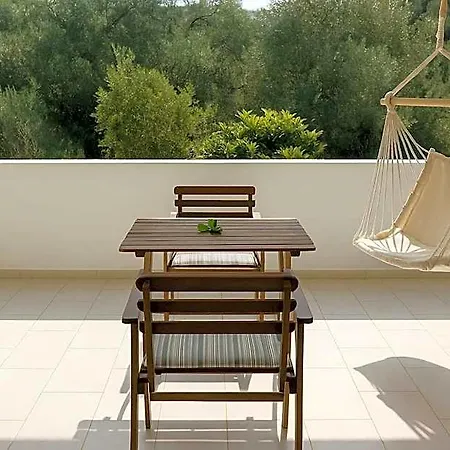 Nyaraló Secluded Serenity - A Tranquil In Corfu Kouspádhes