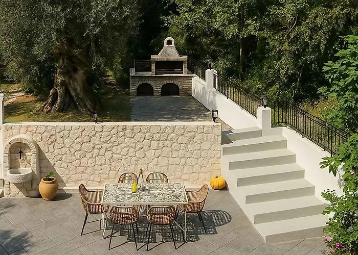Secluded Serenity - A Tranquil In Corfu Kouspádhes